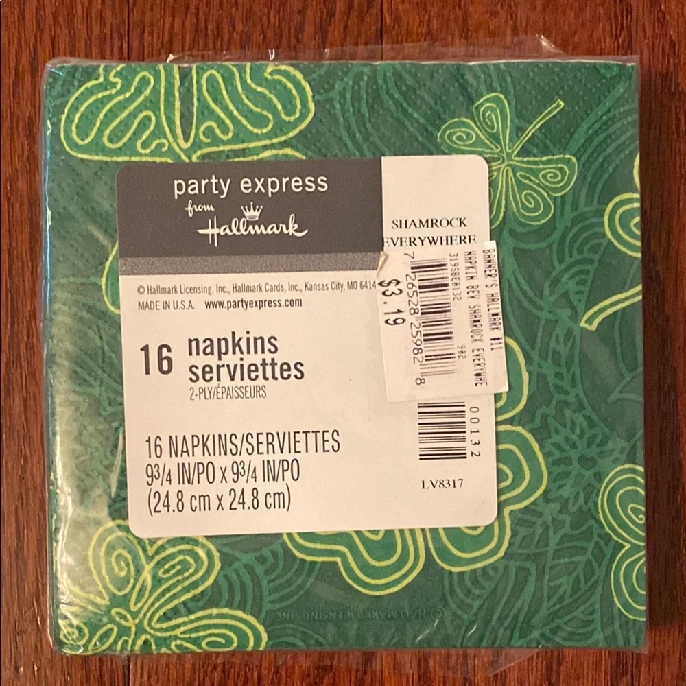 Hallmark Shamrock Square Paper Plates & Napkins for ☘️St. Patrick's Day☘️